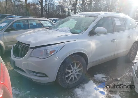 2017 Buick Enclave Leather z USA, uszkodzony, nr VIN 5GAKVBKD7HJ252177